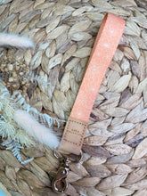 Load image into Gallery viewer, Florance Wristlet