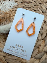 Load image into Gallery viewer, Florence Dangle Glitter Earrings