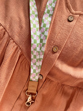Load image into Gallery viewer, Retro Fabric Lanyard