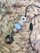 Load image into Gallery viewer, Nude Floral Lanyard