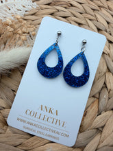 Load image into Gallery viewer, Amara Dangle Glitter Earrings