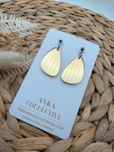 Load image into Gallery viewer, Sol Dangle Glitter Earrings