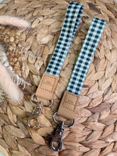 Load image into Gallery viewer, Black Gingham Wristlet