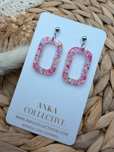 Load image into Gallery viewer, Atlas Dangle Glitter Earrings