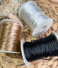 Load image into Gallery viewer, Beige Llama Lanyard