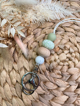 Load image into Gallery viewer, Greenery Lanyard