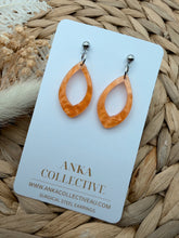 Load image into Gallery viewer, Isla Dangle Glitter Earrings

