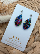 Load image into Gallery viewer, Ember Dangle Glitter Earrings
