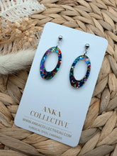 Load image into Gallery viewer, Sienna Dangle Glitter Earrings
