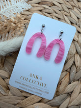 Load image into Gallery viewer, Willow Dangle Glitter Earrings

