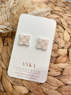 Checkered Beige Stud Earrings