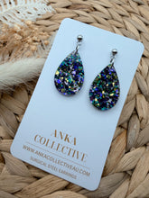 Load image into Gallery viewer, Maggi Dangle Glitter Earrings
