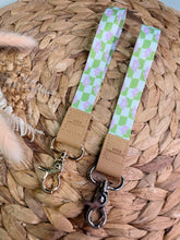 Load image into Gallery viewer, Retro Wristlet
