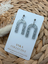 Load image into Gallery viewer, Harper Dangle Glitter Earrings
