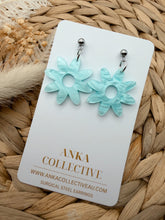 Load image into Gallery viewer, Daisy Dangle Glitter Earrings
