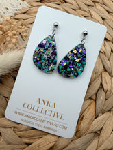 Load image into Gallery viewer, Sol Dangle Glitter Earrings
