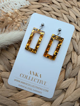 Load image into Gallery viewer, Manhattan Dangle Glitter Earrings
