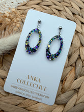 Load image into Gallery viewer, Sienna Dangle Glitter Earrings
