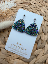 Load image into Gallery viewer, Eden Dangle Glitter Earrings
